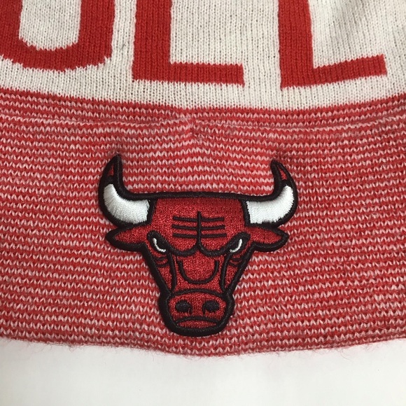 Chicago Bulls Beanie Ultra Game Knit Winter Hat Pom NBA Ski Snowboard Cap Red - Picture 2 of 7